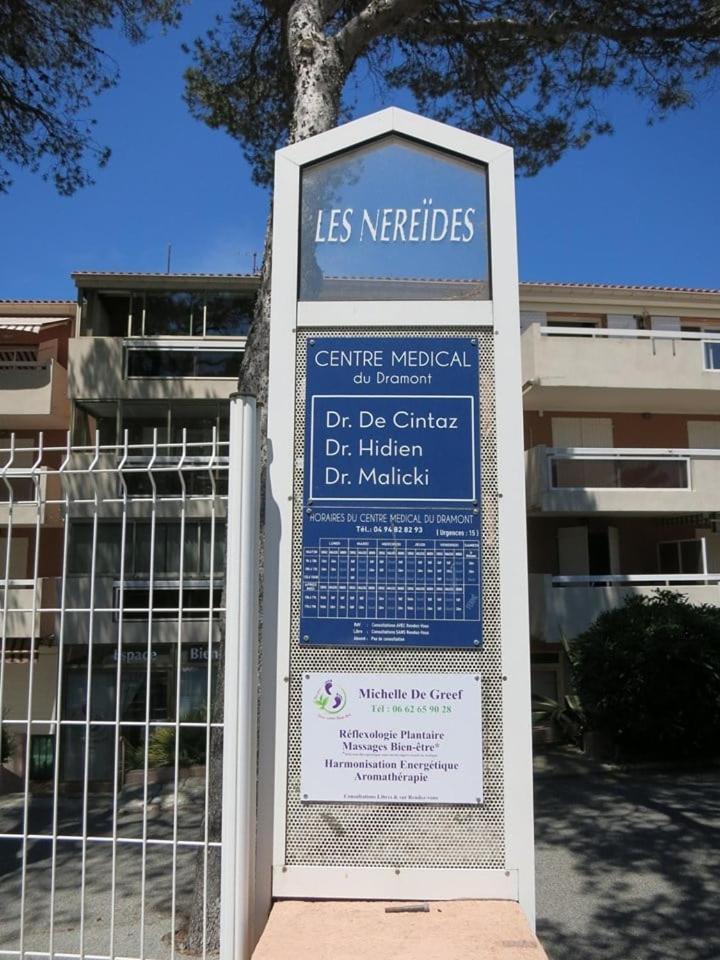 B Front De Apartment Saint-Raphael (Var)