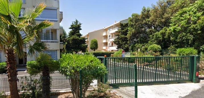 Apartment B Front De Saint-Raphael (Var)