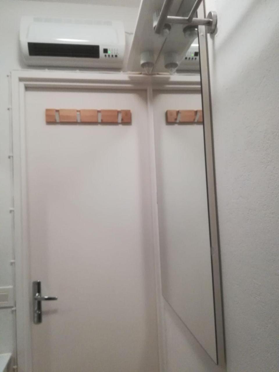 B Front De Apartment Saint-Raphael (Var)